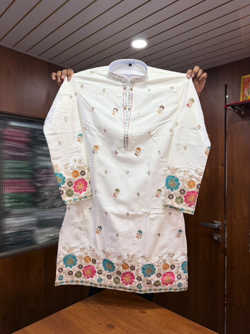 Linen Embroidery Kurta
