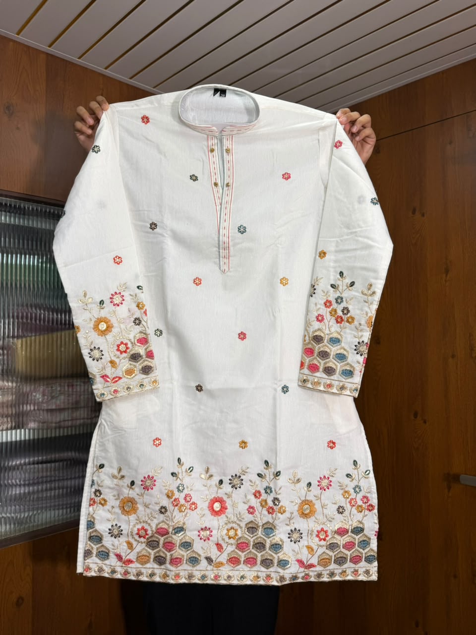 Linen Embroidery Kurta